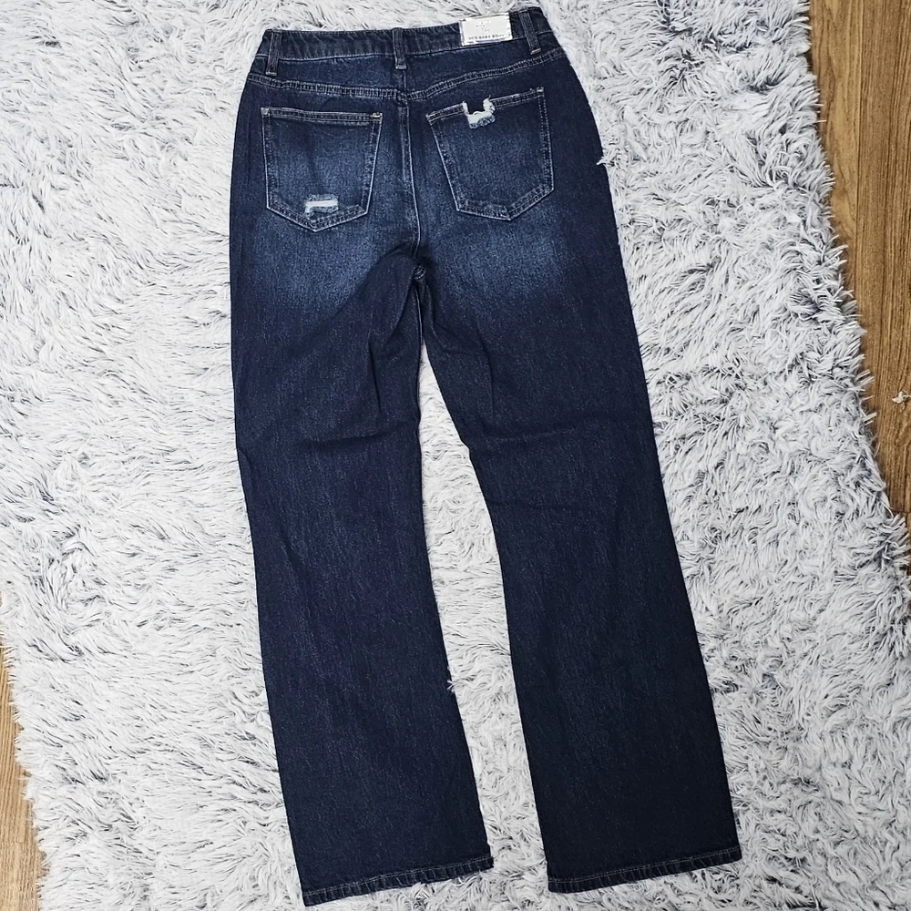 TINSELTOWN | 90's BABY HIGH-RISE BOOTCUT DISTRESSED JEANS \\ SIZE 9…
